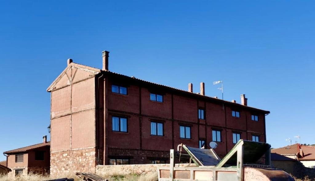 Tres Navios En El Mar Casa Rural De 10 Habitaciones Con Bano Individual Precios Web Montejo de Tiermes Exteriör bild