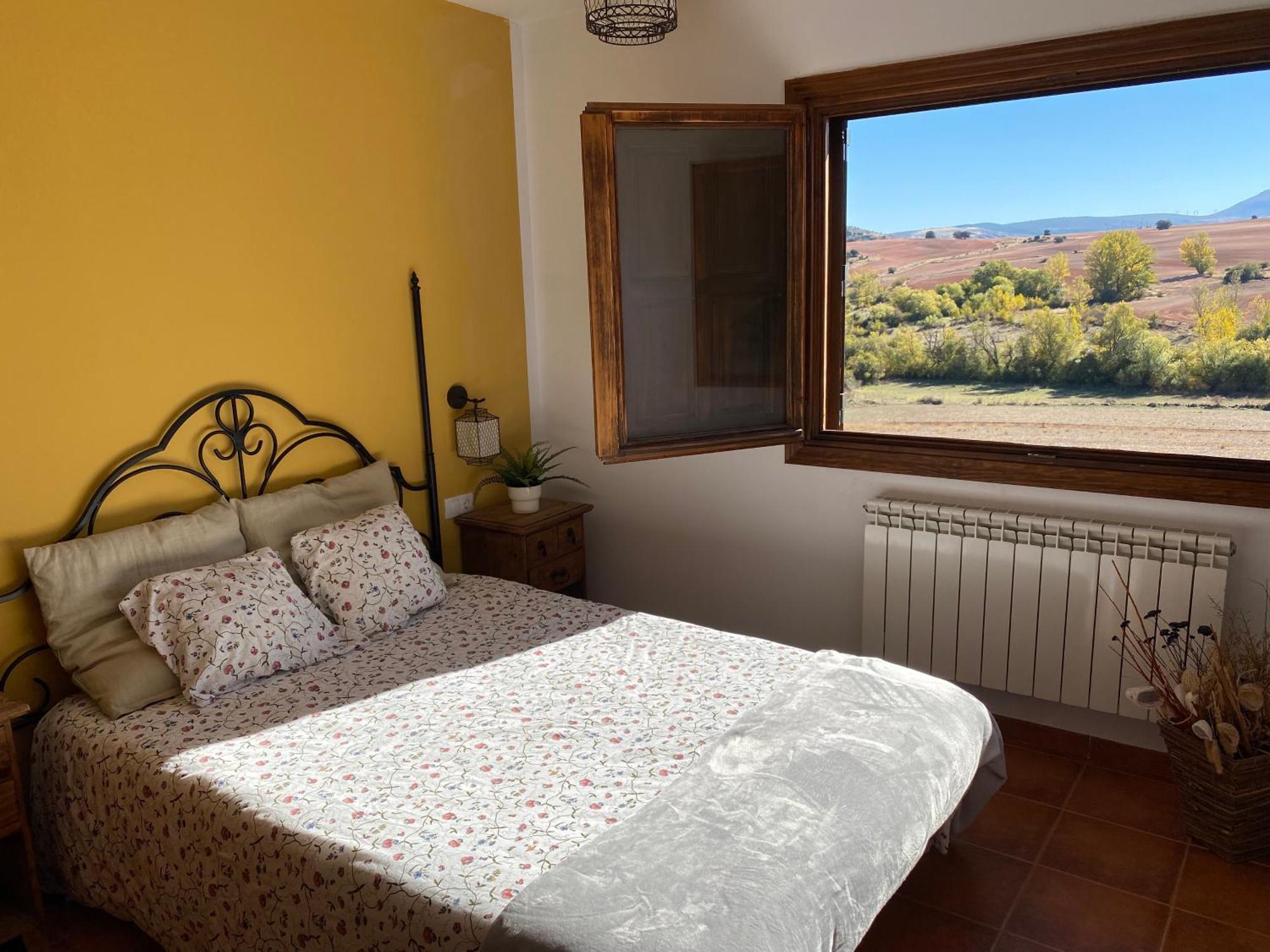 Tres Navios En El Mar Casa Rural De 10 Habitaciones Con Bano Individual Precios Web Montejo de Tiermes Exteriör bild